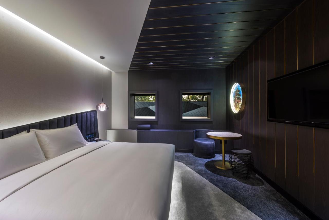 Vue 5* Beijing